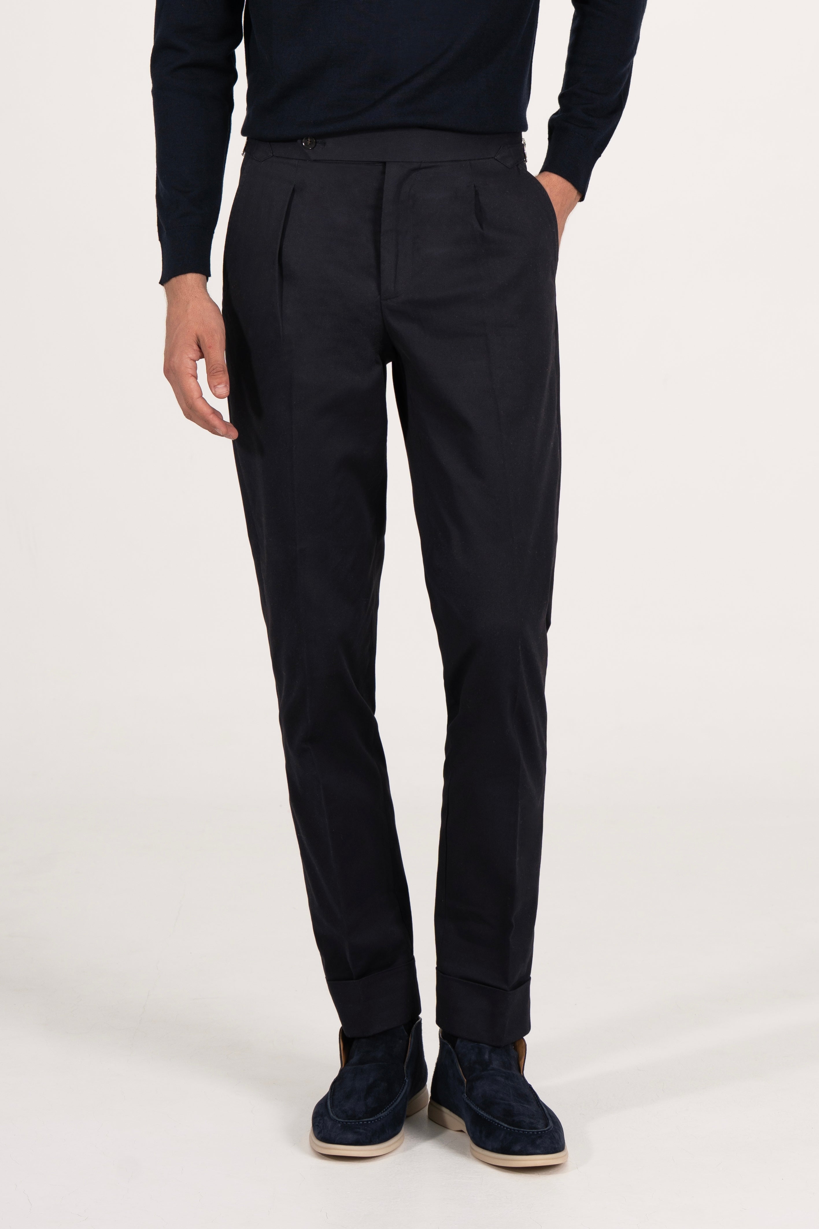 COTTON STRETCH PLEAT TROUSER MARINO