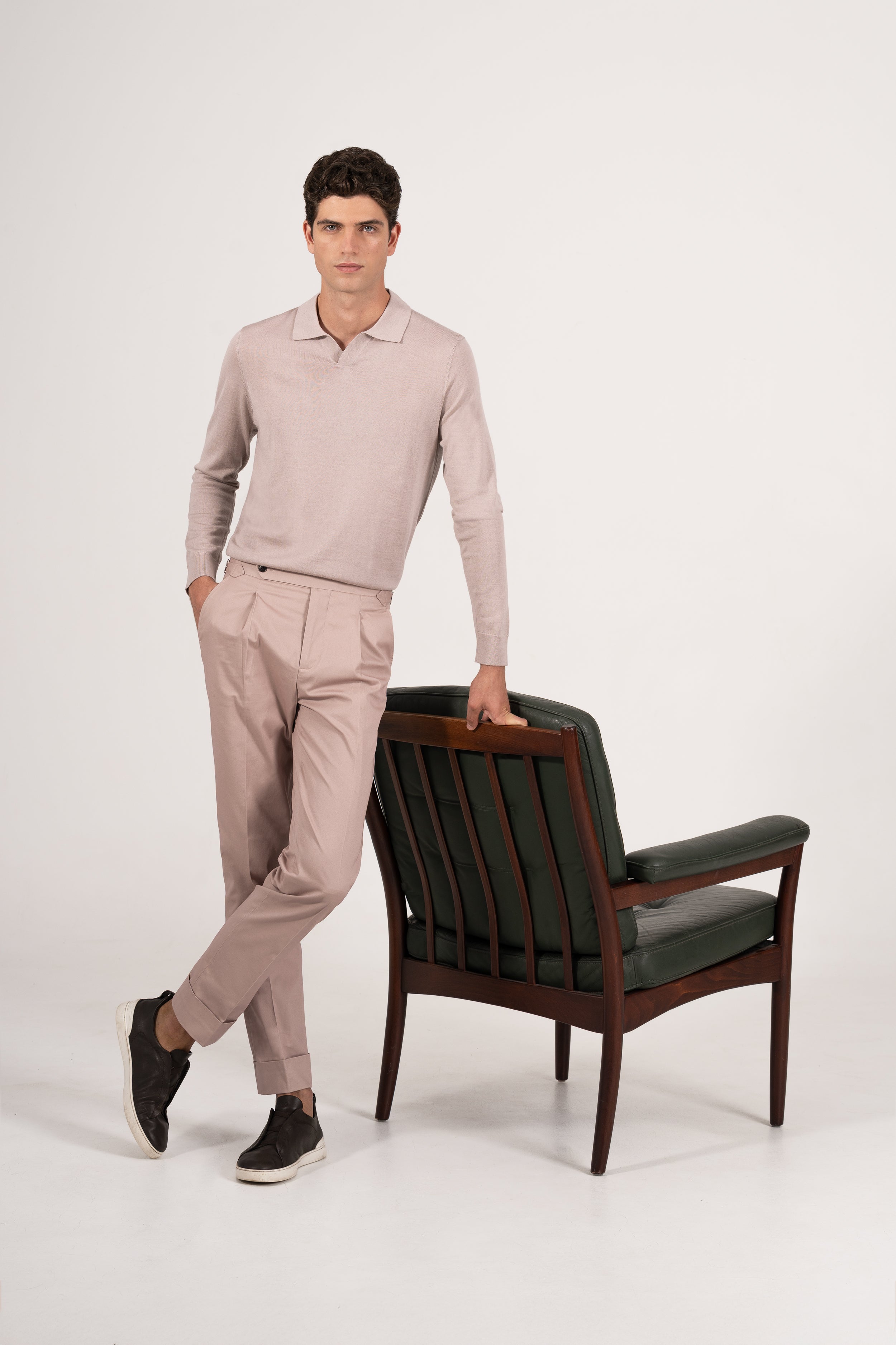 COTTON STRETCH PLEAT TROUSER TAUPE